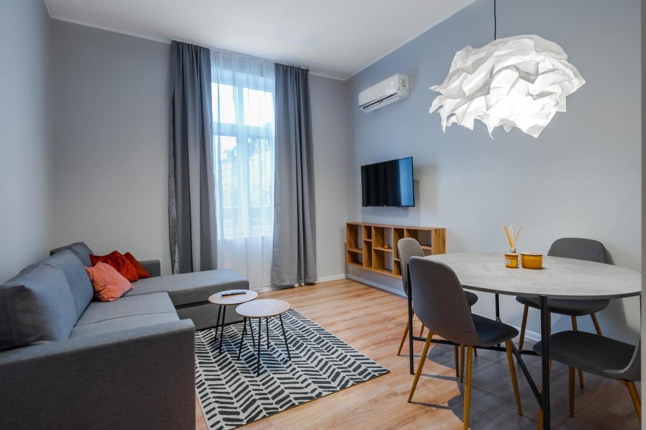 New Black & White - 2Bdr Apartment With Balcony โซเฟีย ภายนอก รูปภาพ